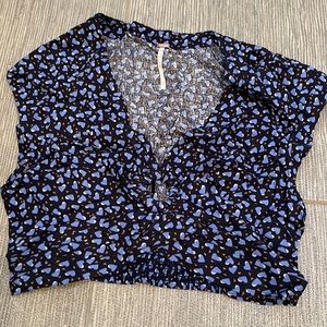 Free people never worn XS/TP with circle opening front and elastic waste in back